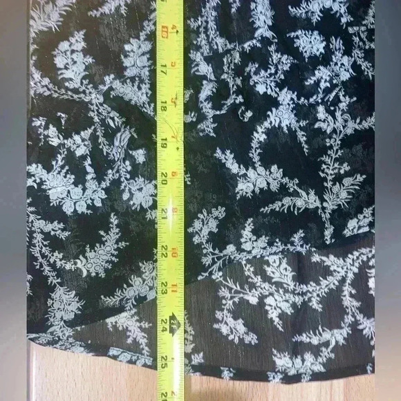 Maeve ANTHROPOLOGIE Cold Shoulder Tressa Blouse Size S - Picture 16 of 16